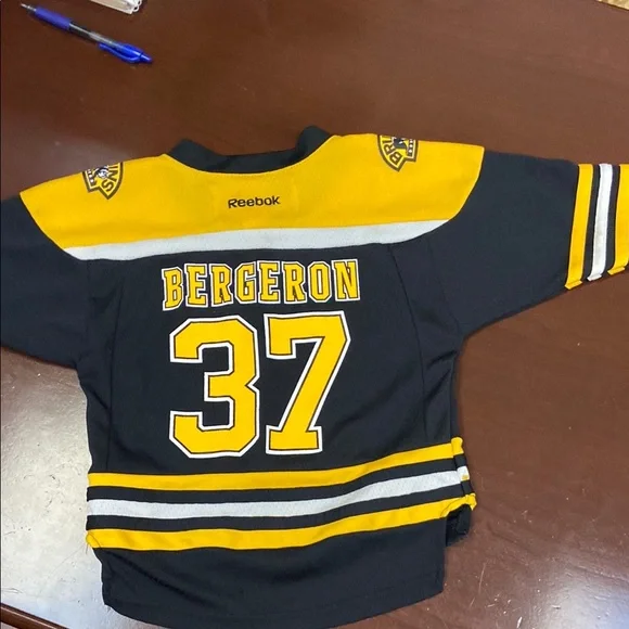 BRUINS Reebok Kids Black and Yellow Hockey Jersey 2-4T